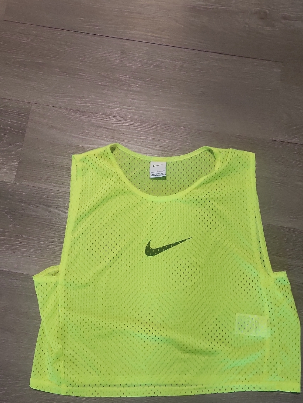 Nike Neon Yellow Mesh Training Vest Size Large